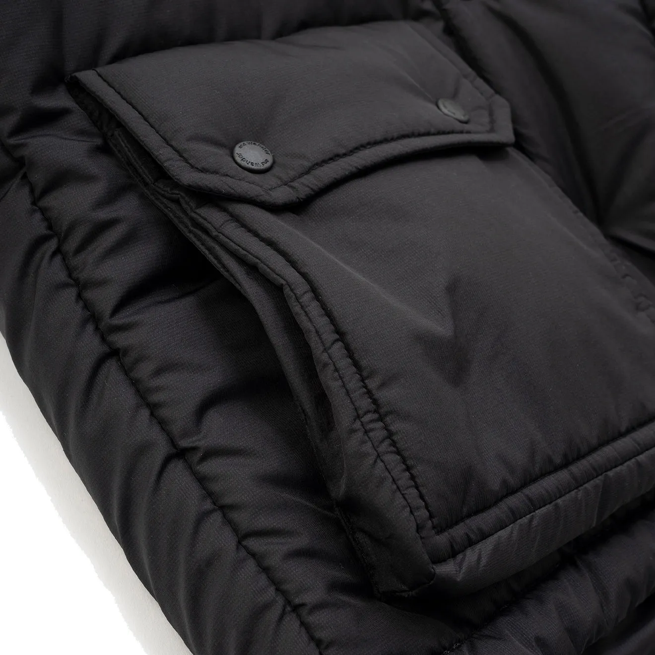 And Wander x Maison Kitsune Isolationsjacke Schwarz