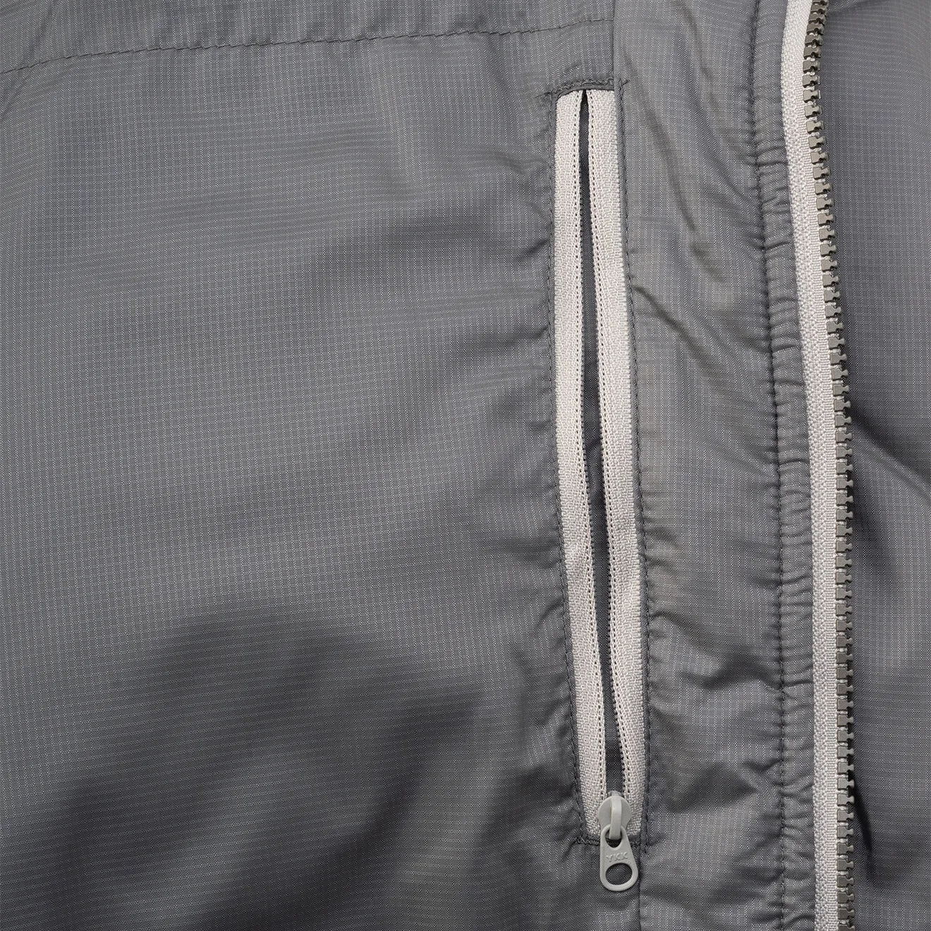 And Wander x Maison Kitsune Nordic Border Isolationsjacke Beige