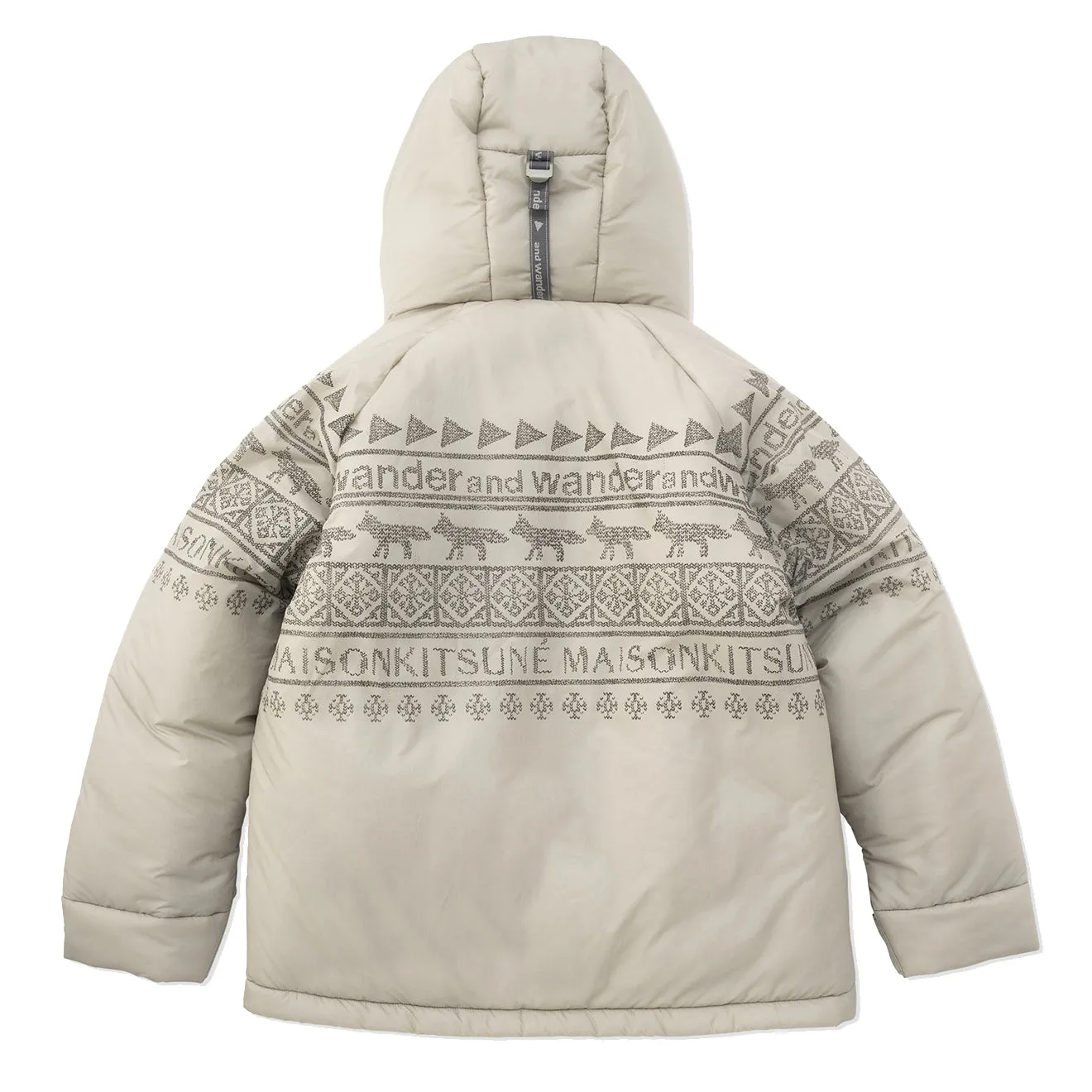 And Wander x Maison Kitsune Nordic Border Isolationsjacke Beige