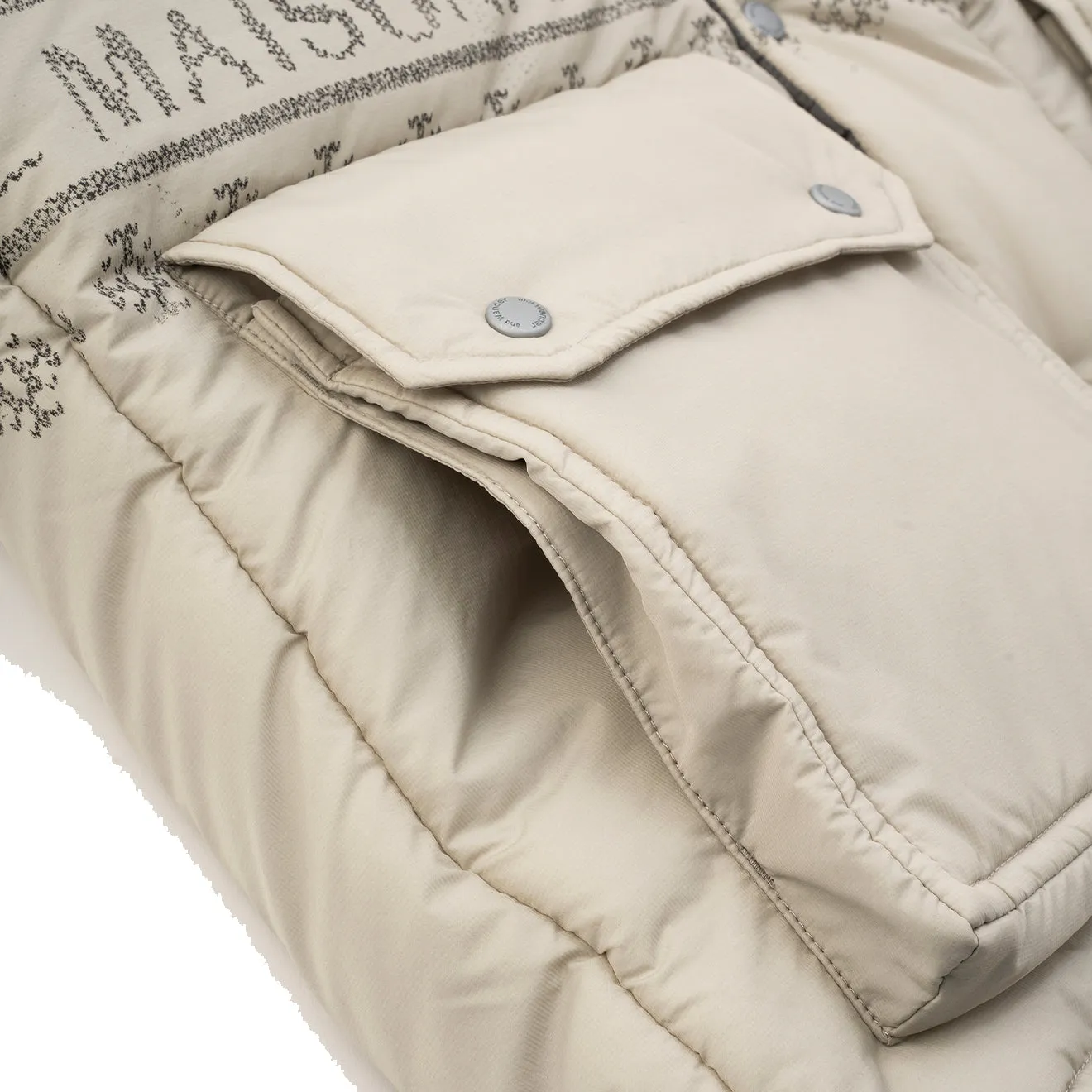 And Wander x Maison Kitsune Nordic Border Isolationsjacke Beige