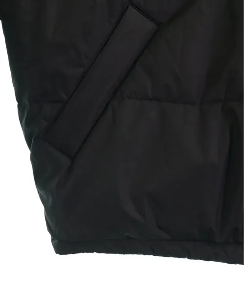 BALENCIAGA Daunenjacken/Westen