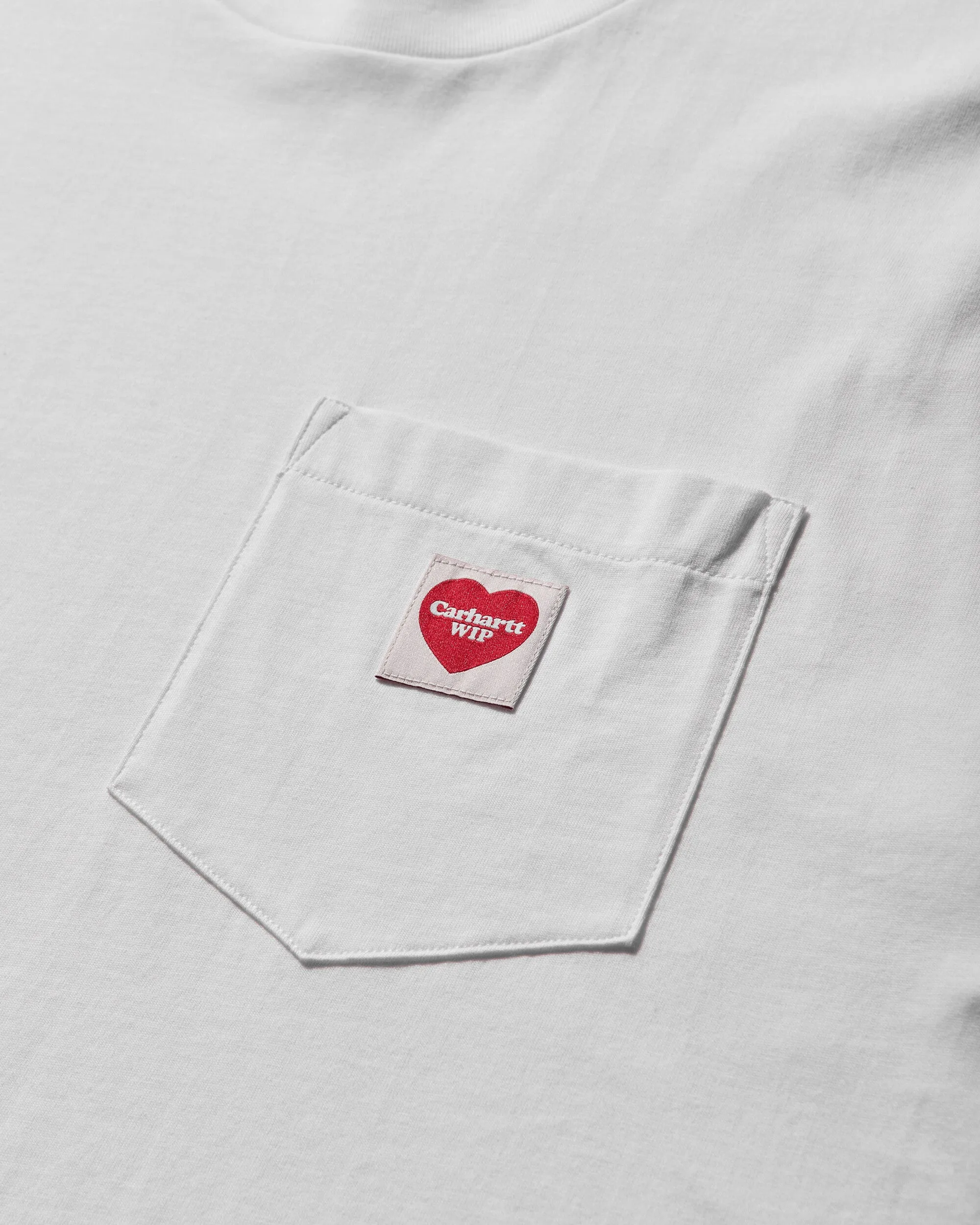 Herren T-Shirt mit Herz-Tasche Weiß