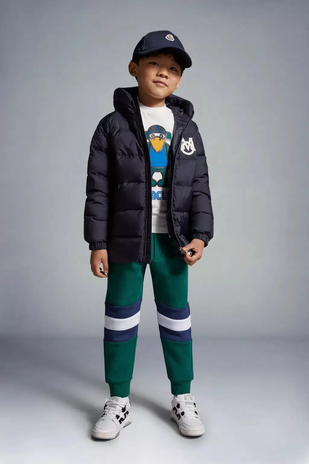 Moncler Enfant Jungen Daunengefütterte Kurze Parka in Marineblau