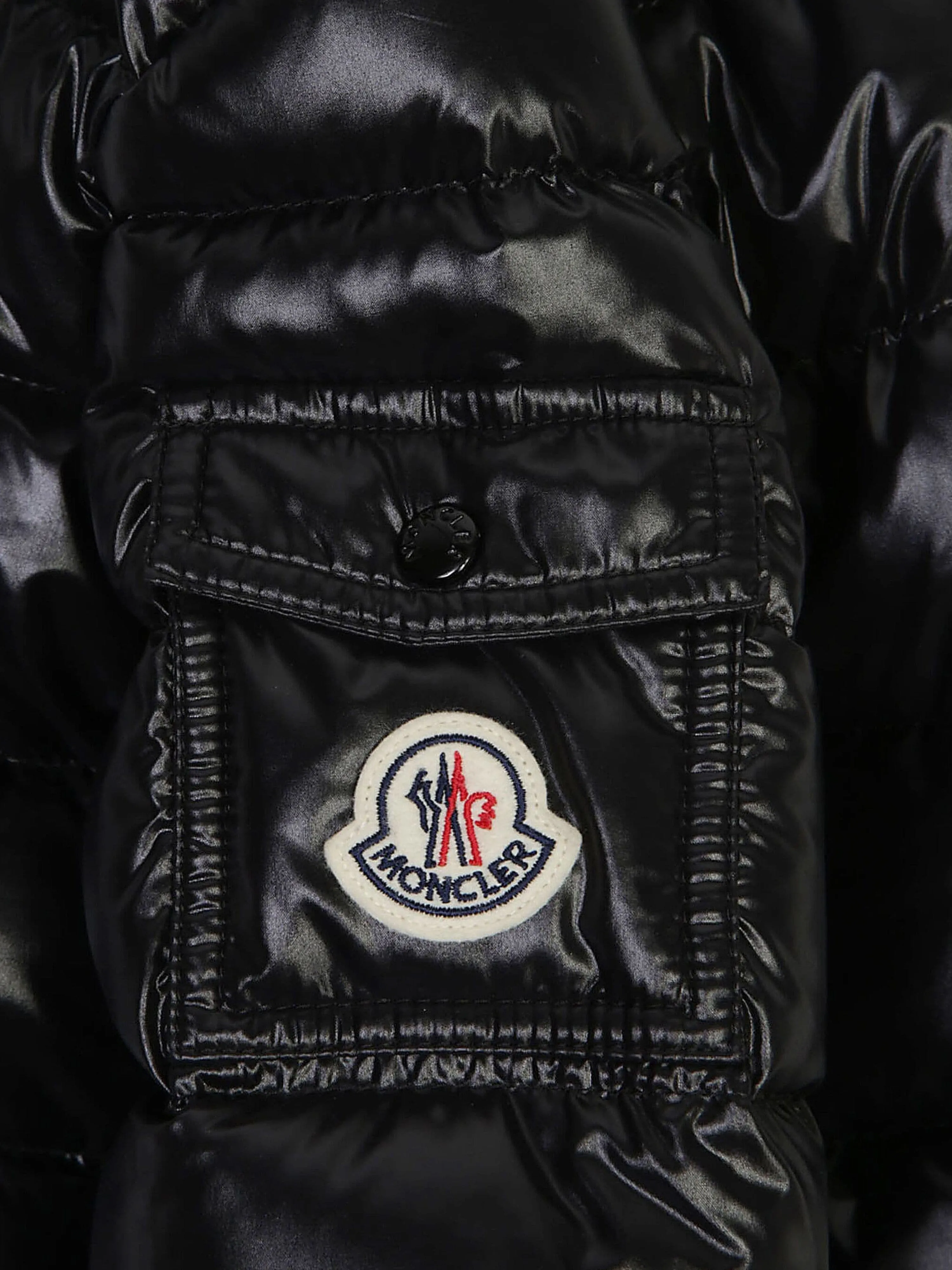 Moncler Enfant Mädchen Daunen gefütterte Badyf Jacke in Schwarz