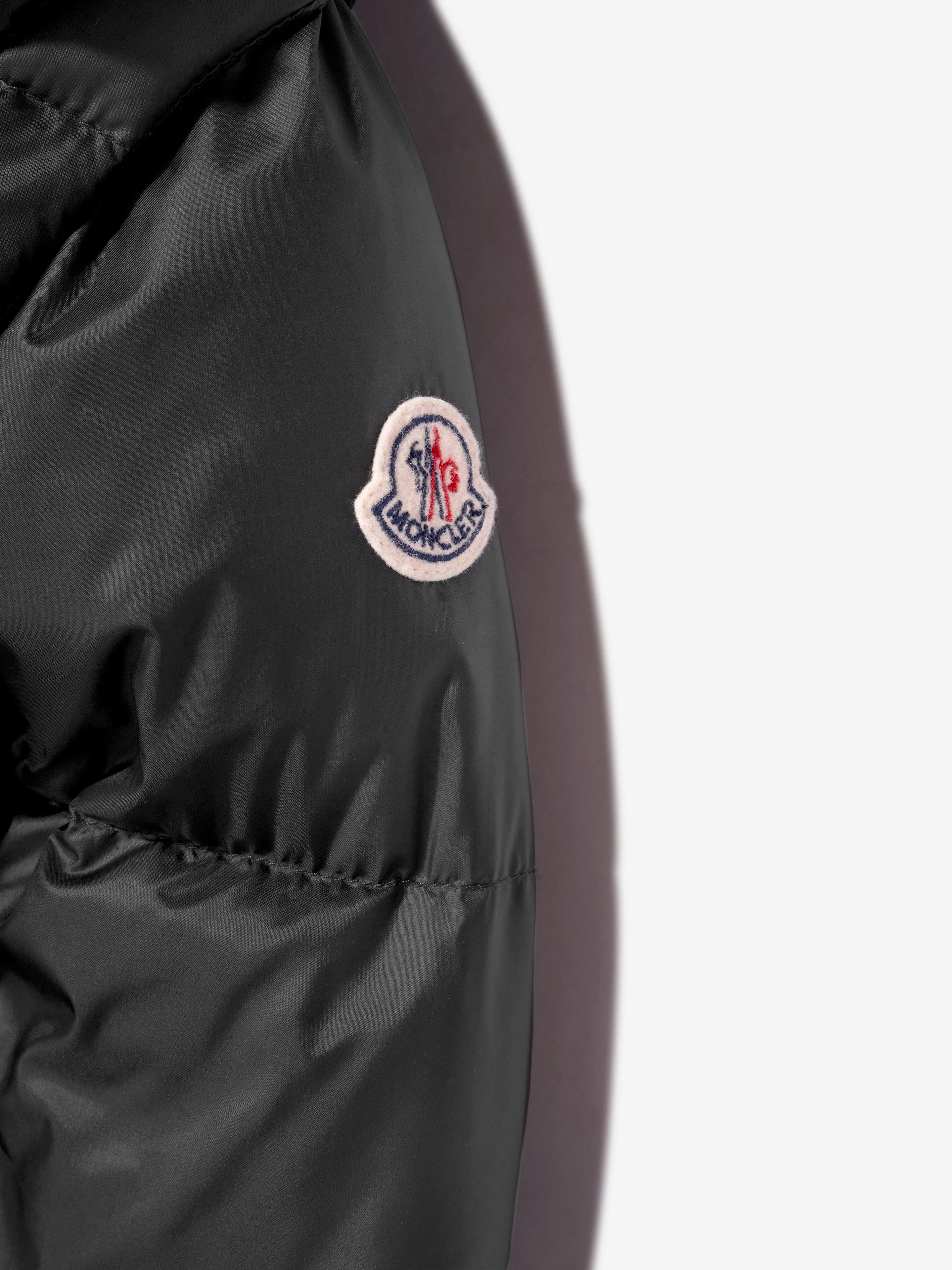 Moncler Enfant Mädchen Daunengefütterte Vanya Jacke in Schwarz