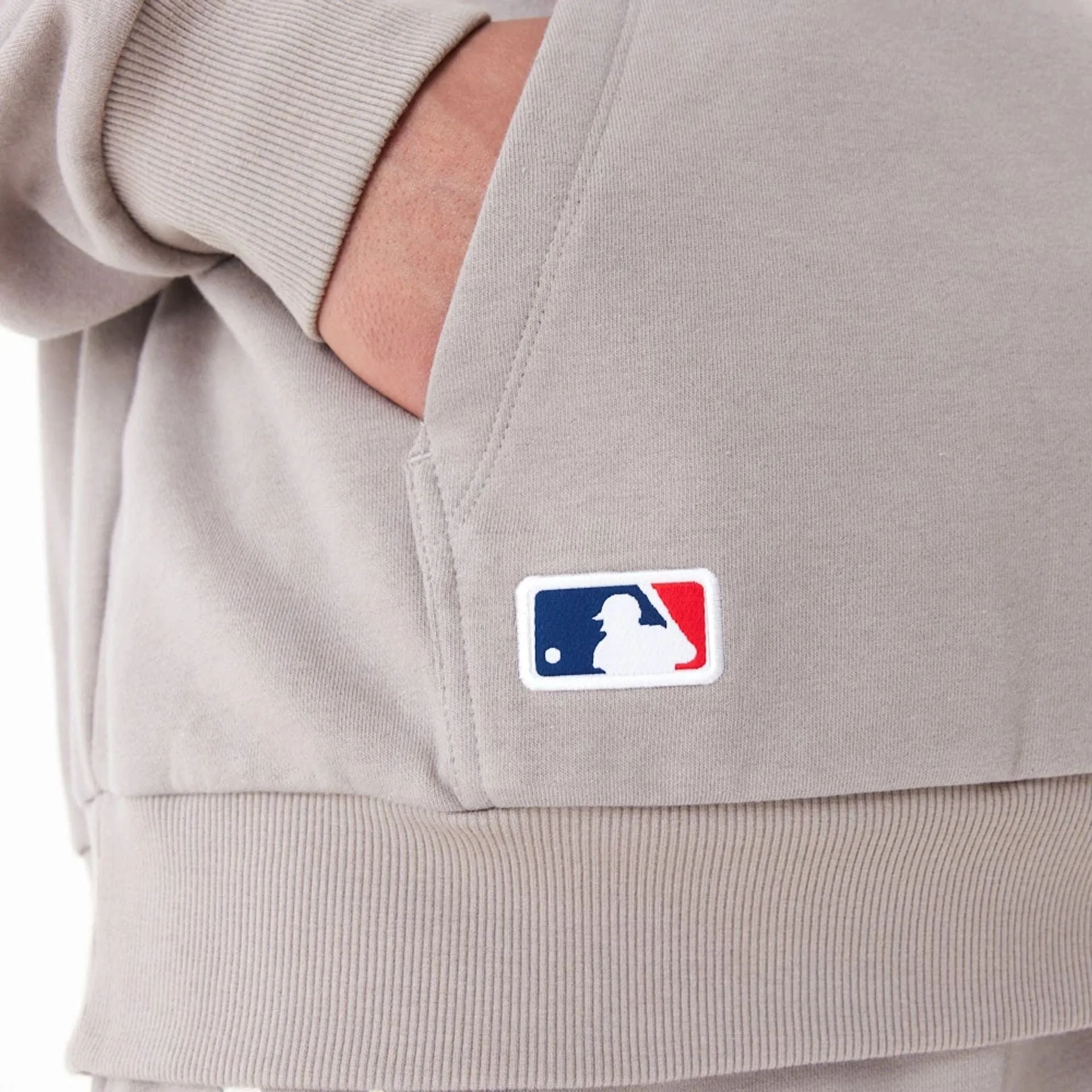 New Era Sweatshirts und Hoodies New York Yankees League Essential Beige Übergroßer Pullover Hoodie