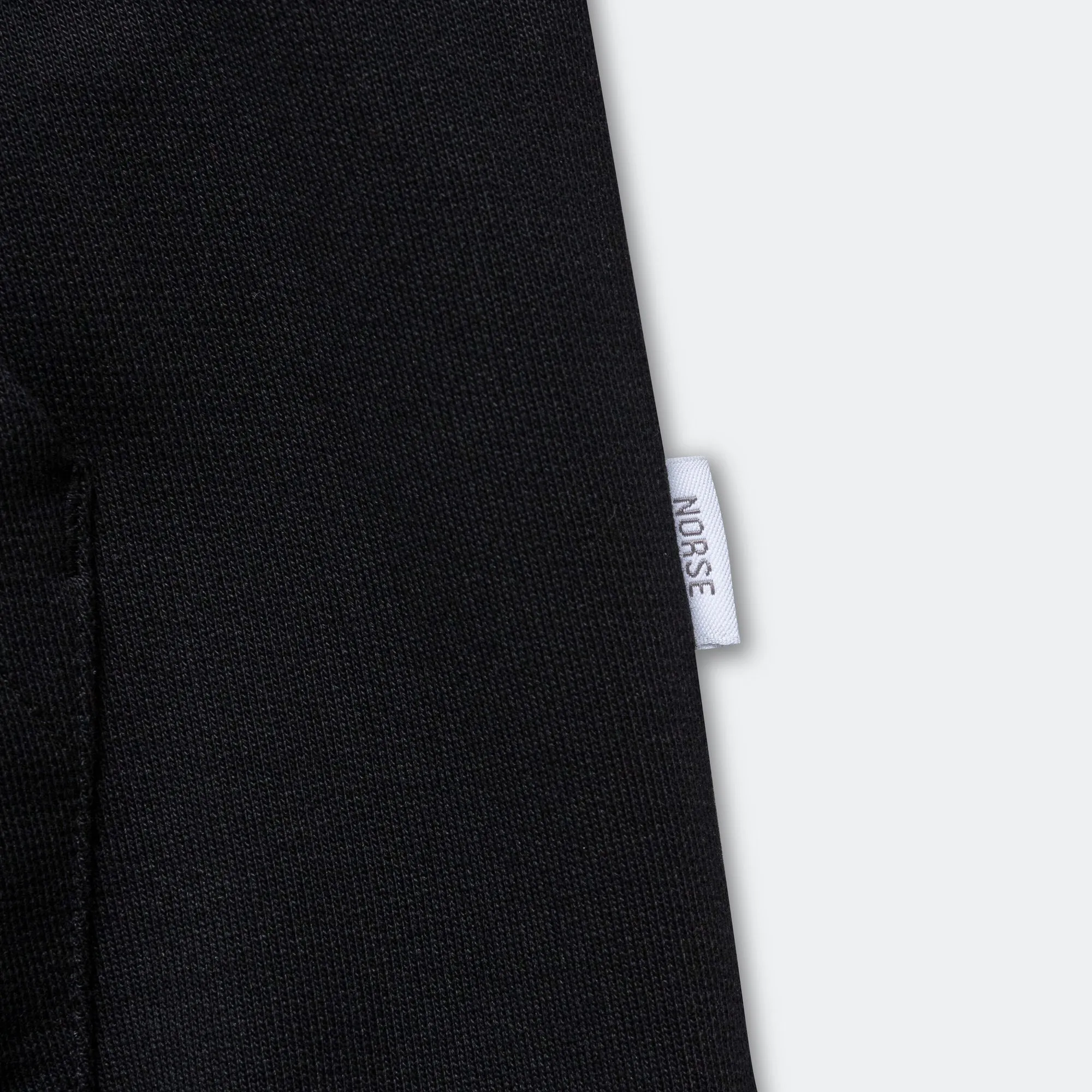 Norse Projects Standard Kapuzenpullover - Schwarz