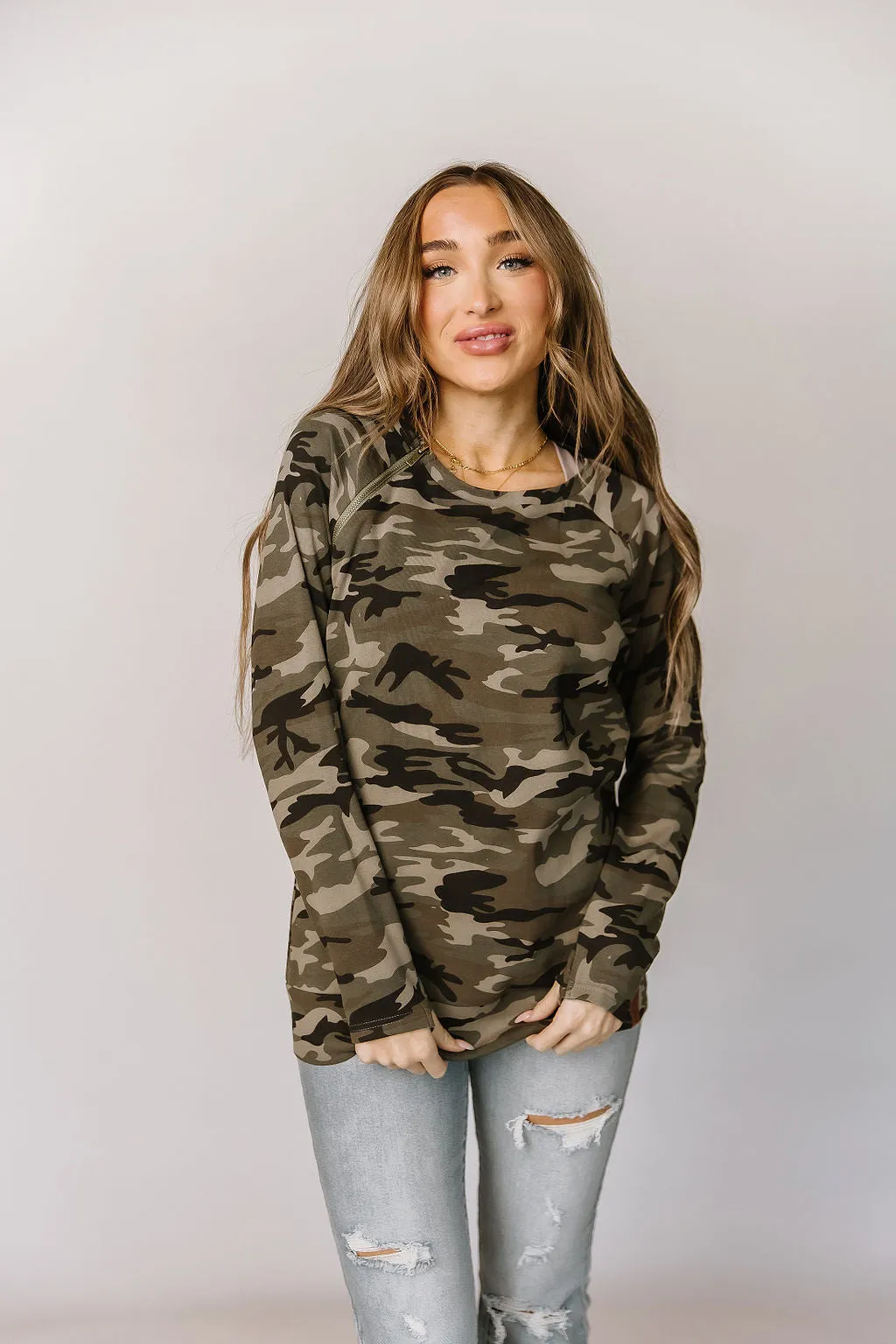 Pullover Sweatshirt - Perspektive Seitlicher Reißverschluss
