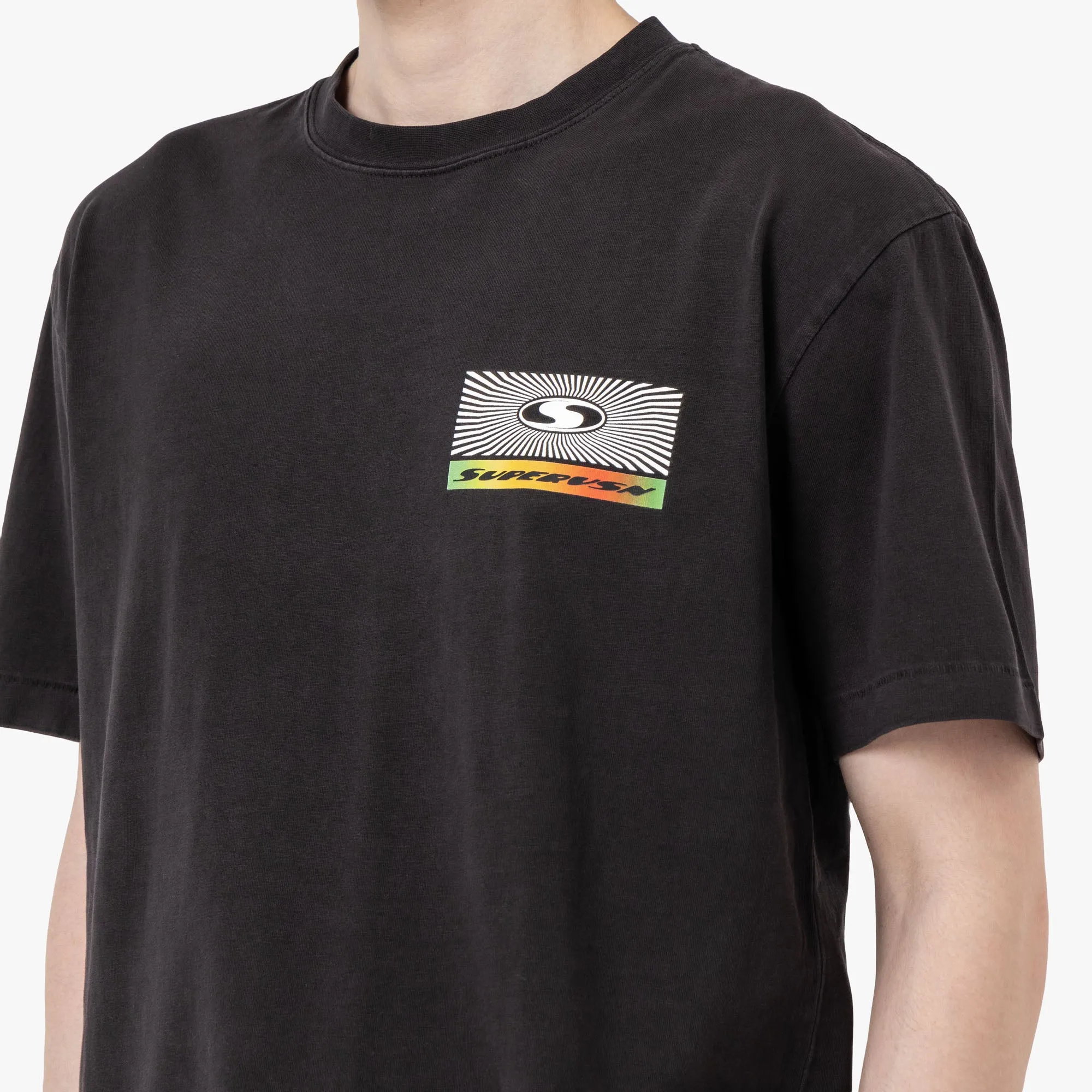 Supervsn Vibrate Higher T-Shirt / Vintage Schwarz