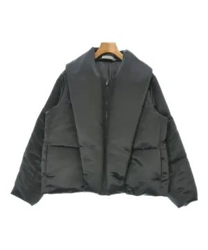 Theory Luxe Daunenjacken/Westen
